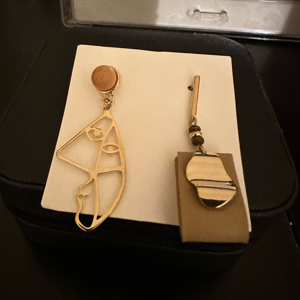 asymmetrical earrings , 925 silver needle